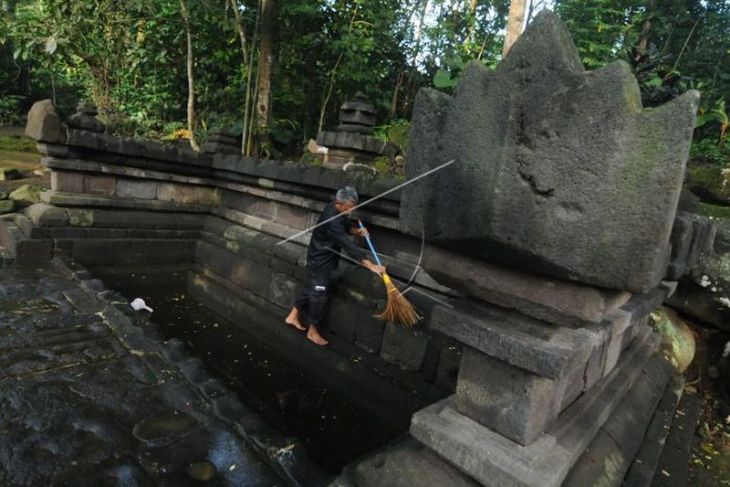 Tradisi kenduri bersih Sendang Cabeankunti