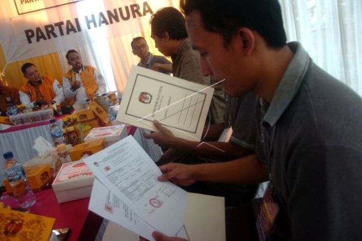 Verifikasi faktual kepengurusan partai politik