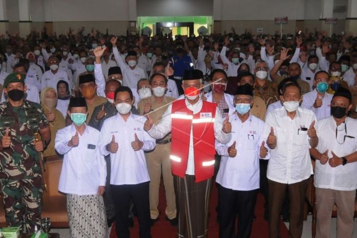 Penyerahan penghargaan donor darah sukarela