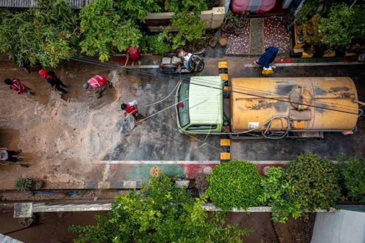 Pascabanjir bandang di Perumahan Wahyu Utomo Semarang