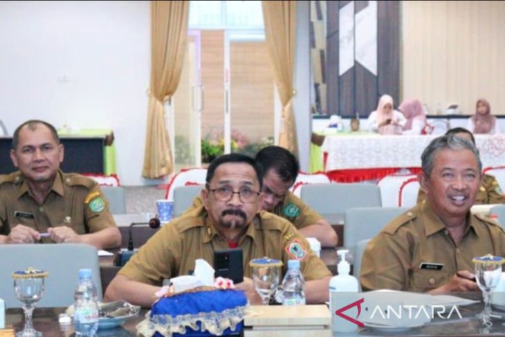 Tapin 10 besar daerah di Indonesia sukses tekan inflasi