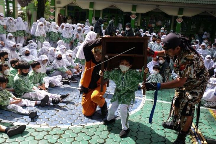 Aksi peduli siswa untuk korban gempa Cianjur