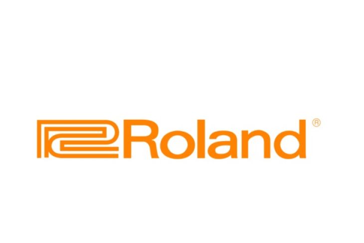 Kemitraan Roland dengan Roland Lifestyle dan Ageless Galaxy untuk koleksi pakaian eksklusif
