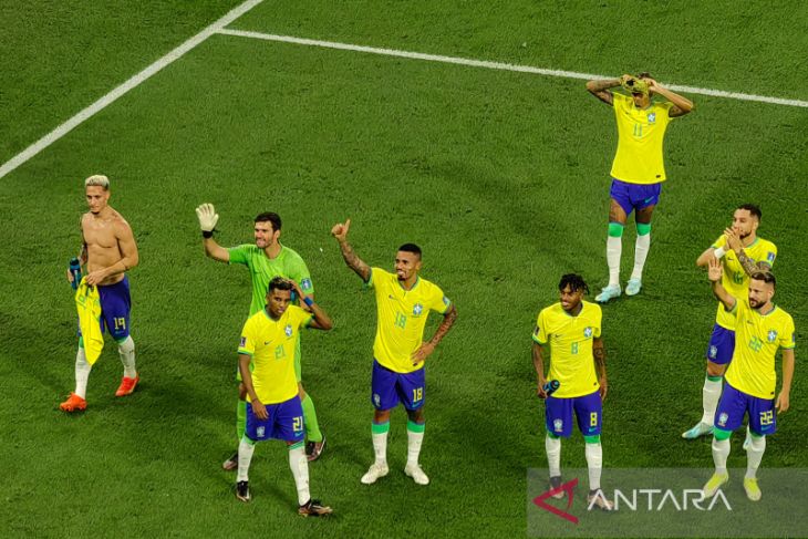 Deru suporter membantu Brasil menjebol pertahanan Swiss