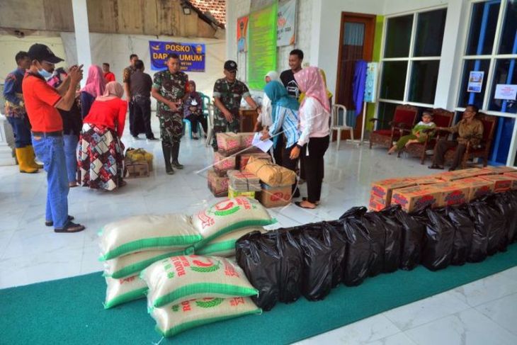 Bantuan untuk korban banjir di Kudus