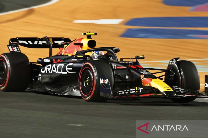 Sergio Perez start terdepan di balap F1 Arab Saudi