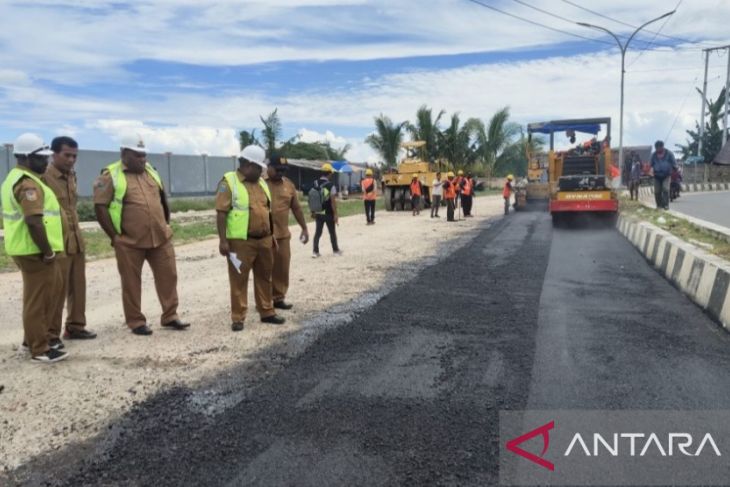 Pemkot Sorong anggarkan Rp12,7 miliar untuk perbaikan lima ruas jalan