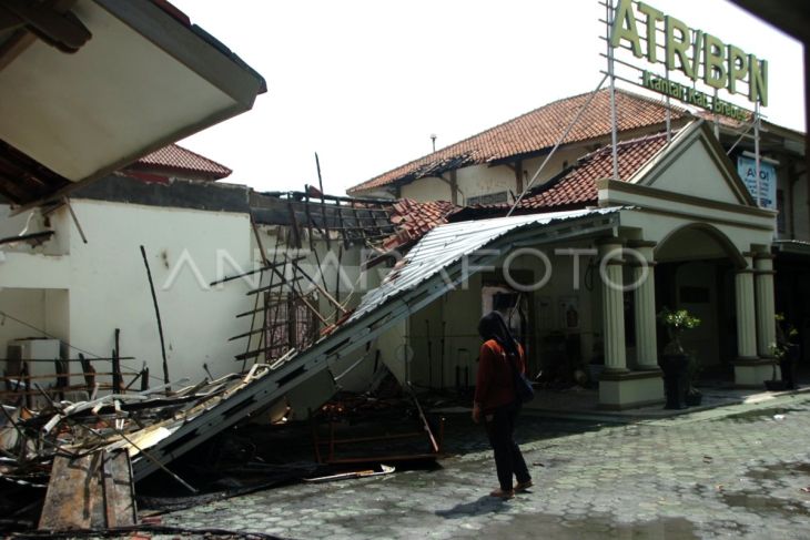 Kebakaran Kantor ATR/BPN Brebes