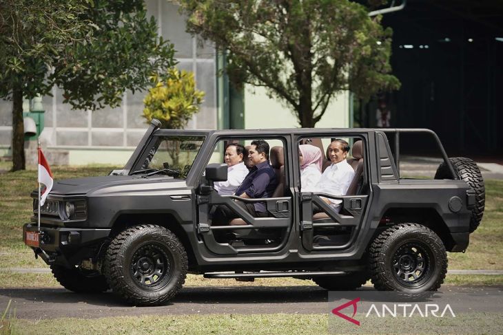 Mengintip kehebatan kendaraan Pindad Maung 4x4 2