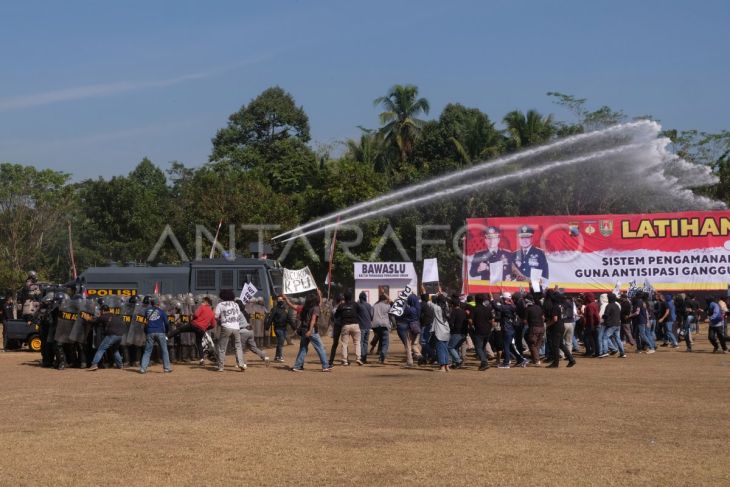 Latihan Sispamkota di Magelang