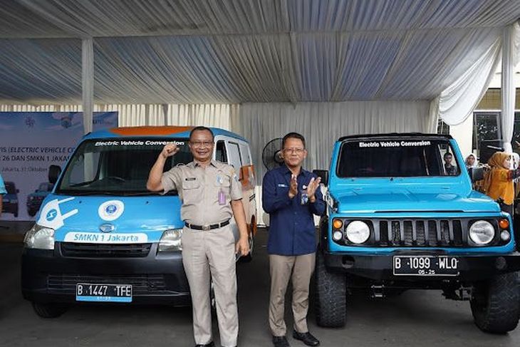 PLN DKI & dua SMKN konversi GranMax dan Katana jadi mobil listrik 2