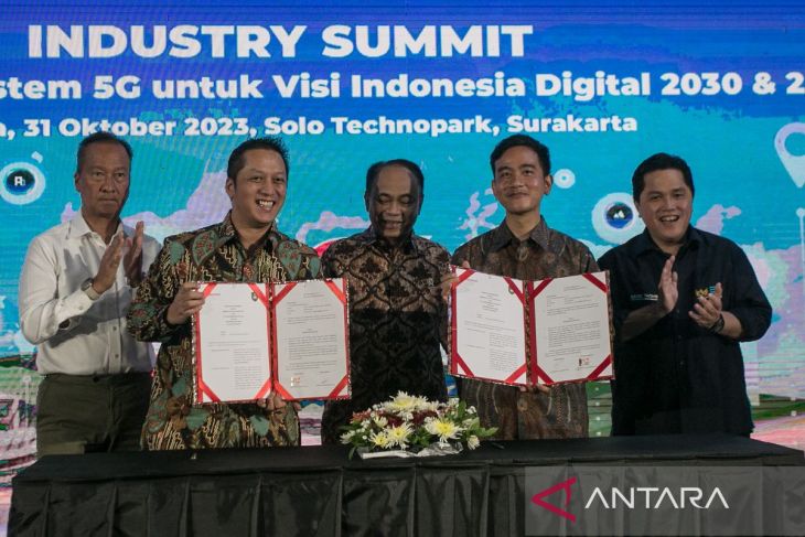 Pembukaan Industry Summit 5G di Solo 