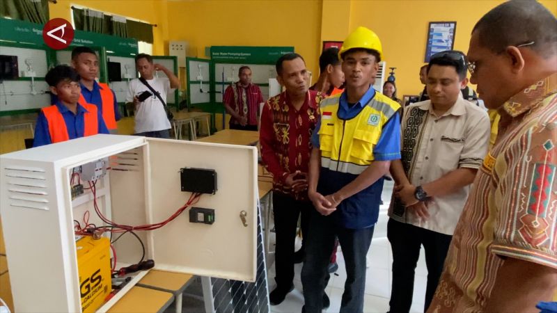 Dorong penguatan ekonomi sekolah, NTT luncurkan program OSOP di Kupang