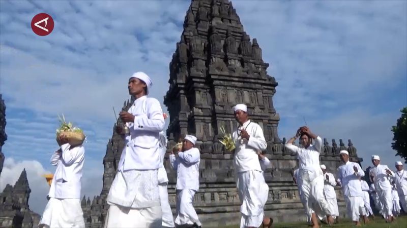 Umat Hindu di Prambanan awali Nyepi dengan ritual penyucian diri
