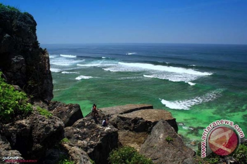 Pantai Indrayanti Destinasi Baru Wisata Gunungkidul