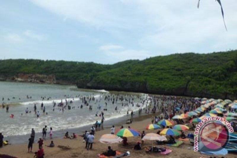 Investor Perebutkan Pantai Watukodok Gunung Kidul Antara