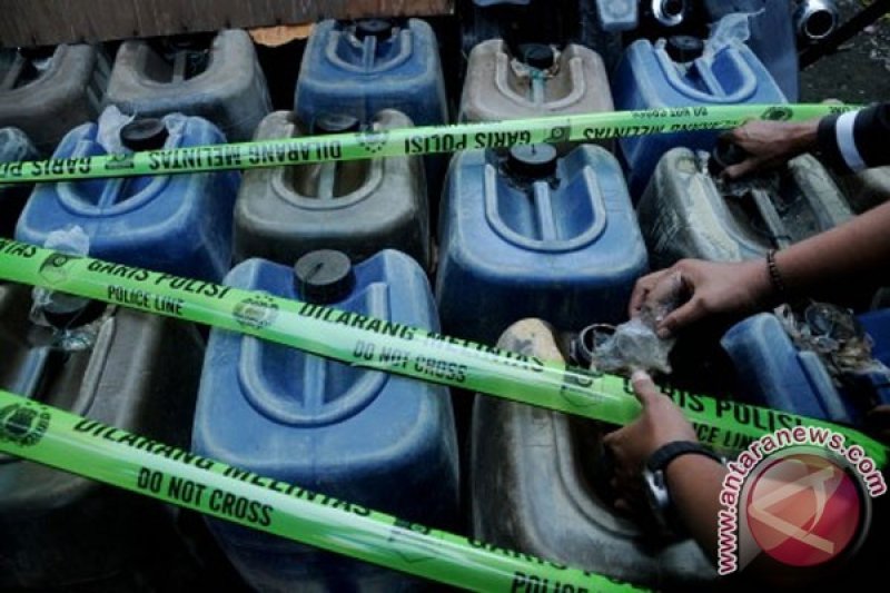 Polres Raja Ampat sita BBM ilegal