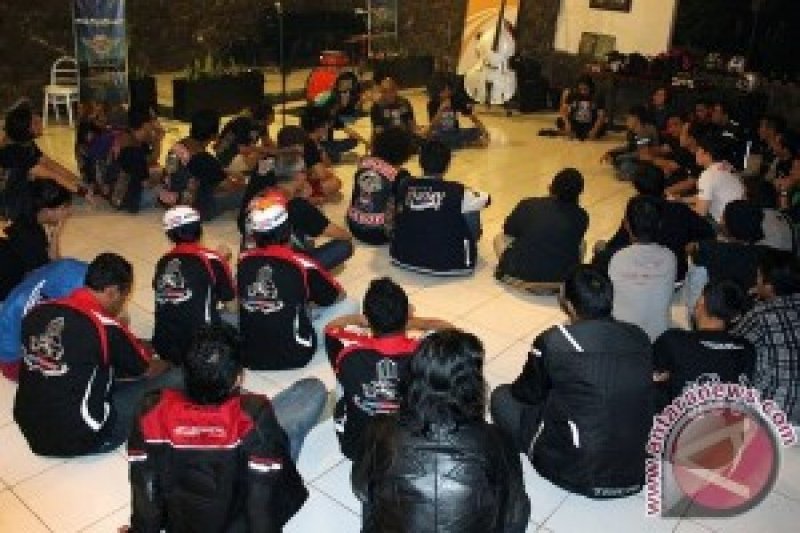Duo Komedian Super Bejo Bentuk Klub Motor Baru
