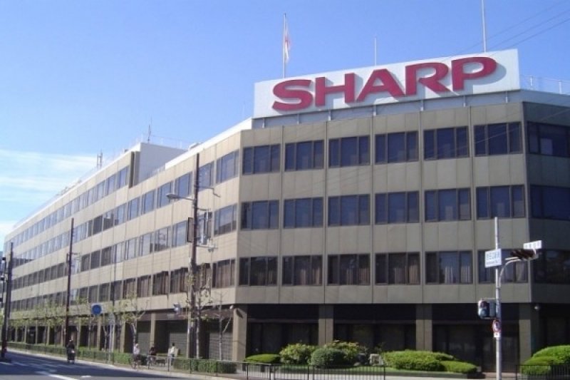 Sharp berencana hentikan produksi panel LCD berukuran besar