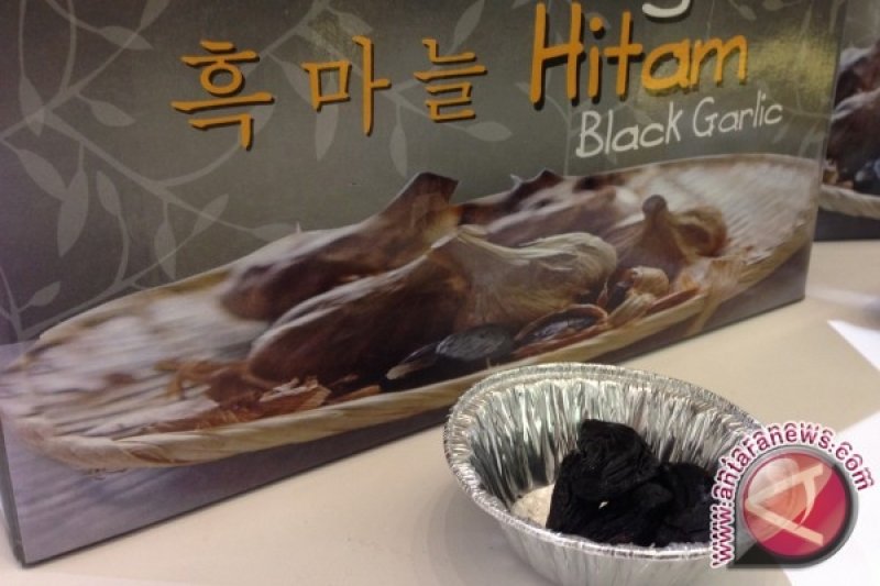 kaya-antioksidan-ini-8-manfaat-black-garlic-bagi-kesehatan-tubuh