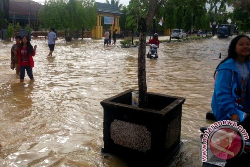 Banjir Kian Meninggi