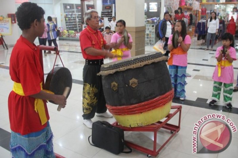 Musik pengiring atraksi Barongsai