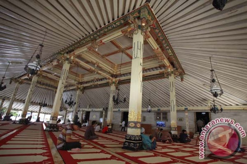 Masjid Gedhe Kauman Yogyakarta tetap gelar Shalat Jumat