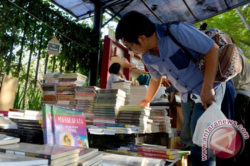 Berburu buku langka