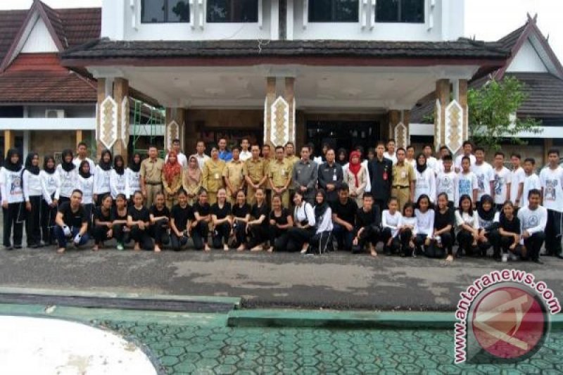 Gita Swara Muara Teweh Ikuti Borneo Marching