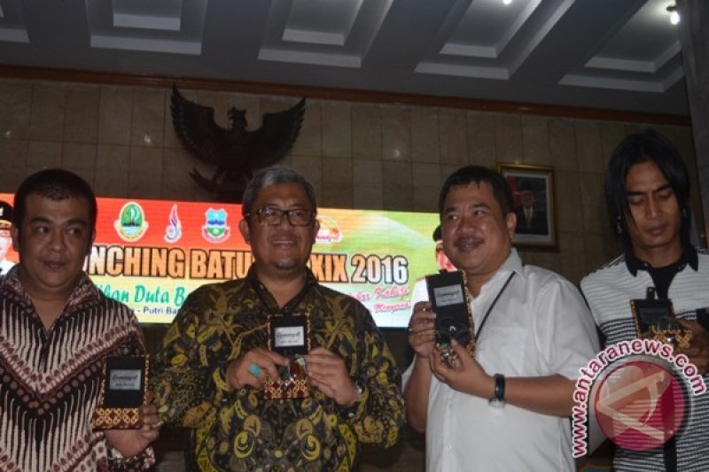 Jabar Siapkan Sembilan Jenis Cenderamata PON