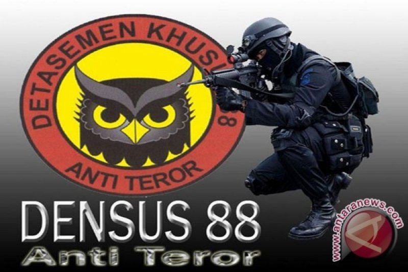 Densus 88 Antiteror grebek rumah terduga teroris di Cengkareng