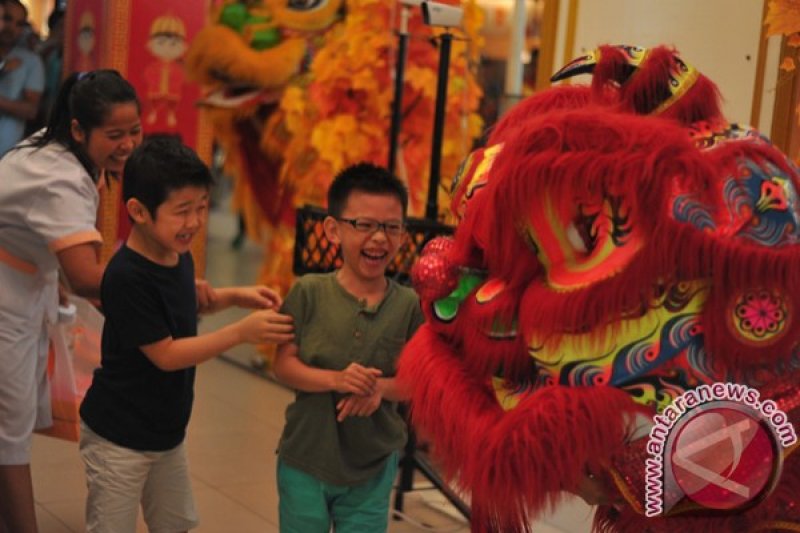 Pertunjukan barongsai