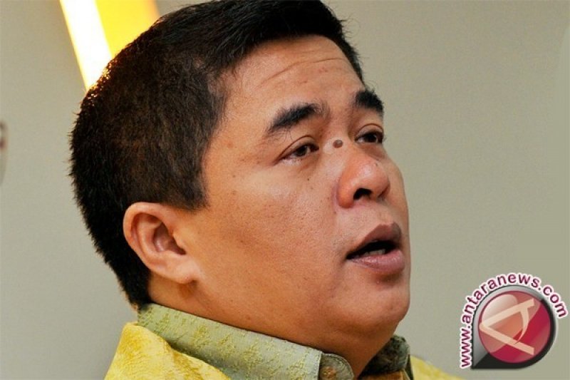 Ade Komaruddin menyatakan siap maju sebagai caketum Golkar
