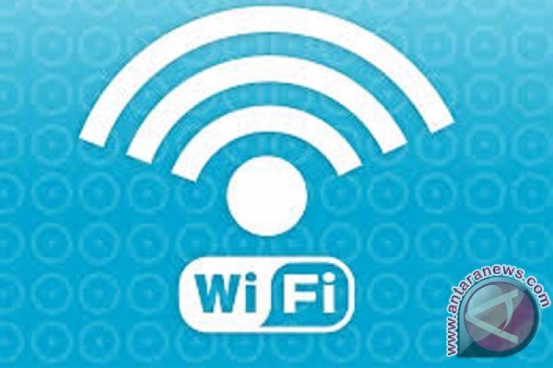 Bupati Mamuju luncurkan internet gratis