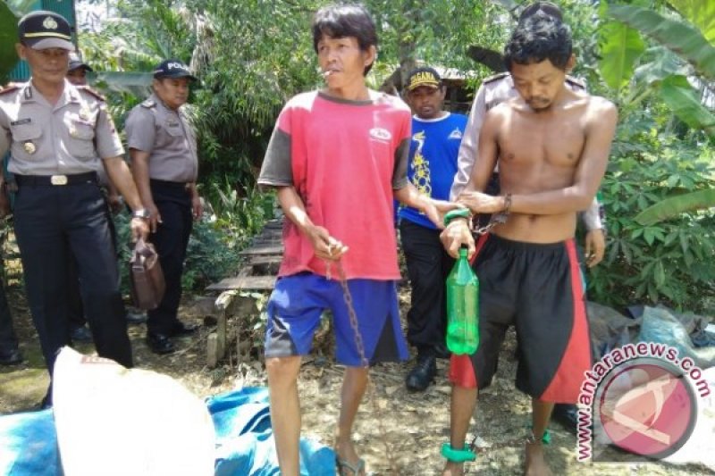 Dekat Lokasi Tarzan Bahaur, Ada "Manusia Rantai", Siapa Dia?