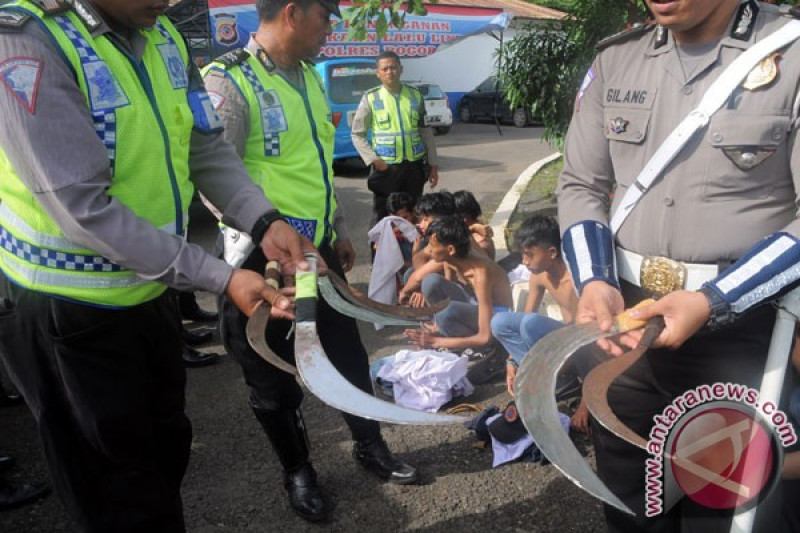 81 Gambar Animasi Tawuran 81 Gambar Animasi Tawuran