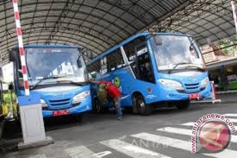 Kendari kembangkan transportasi massal atasi kemacetan