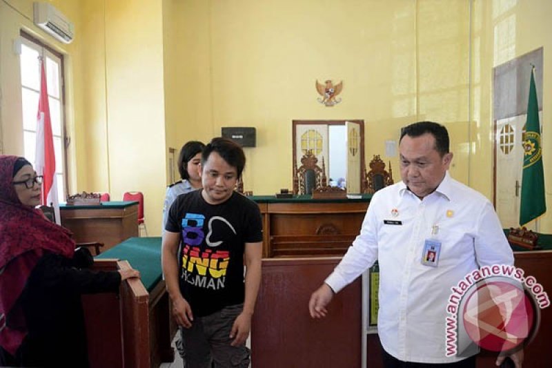 Hakim Vonis Denda WNA Nepal Rp20 Juta