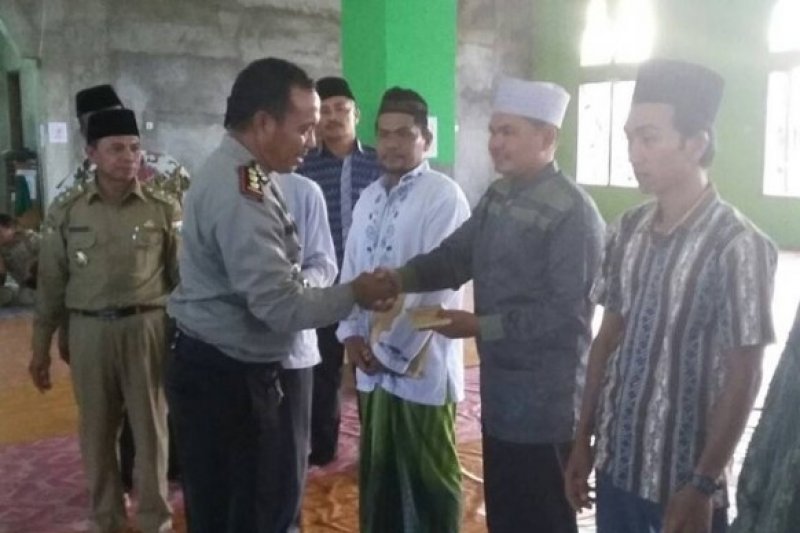 Polres dan Pemkab Keerom gelar Safari Ramadhan di Kampung Woslay