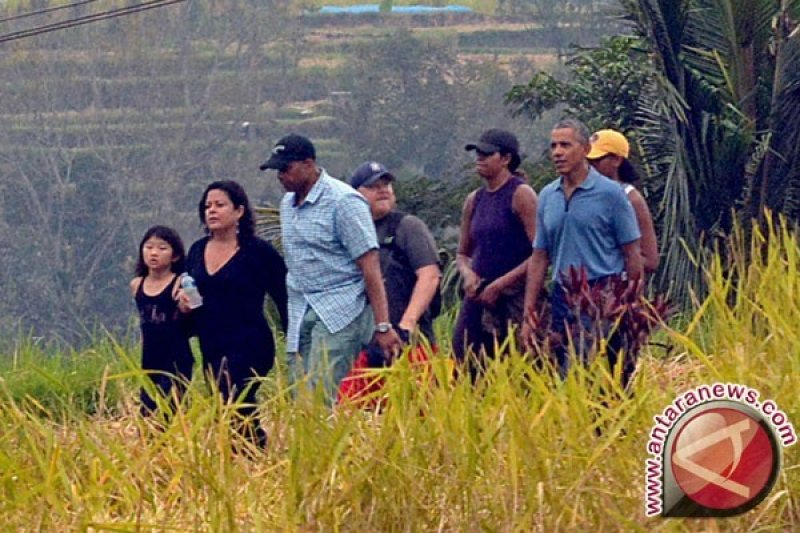 Obama berarung jeram di sungai ayung Bali