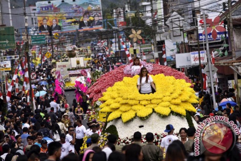 FESTIVAL BUNGA INTERNASIONAL TOMOHON 2017