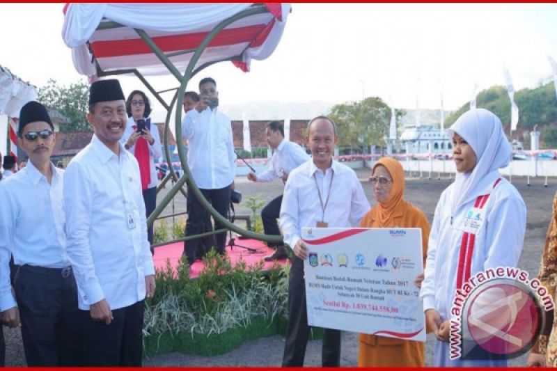 HUT 72 Indonesia, BUMN Hadir untuk Negeri di NTB lewat bedah rumah