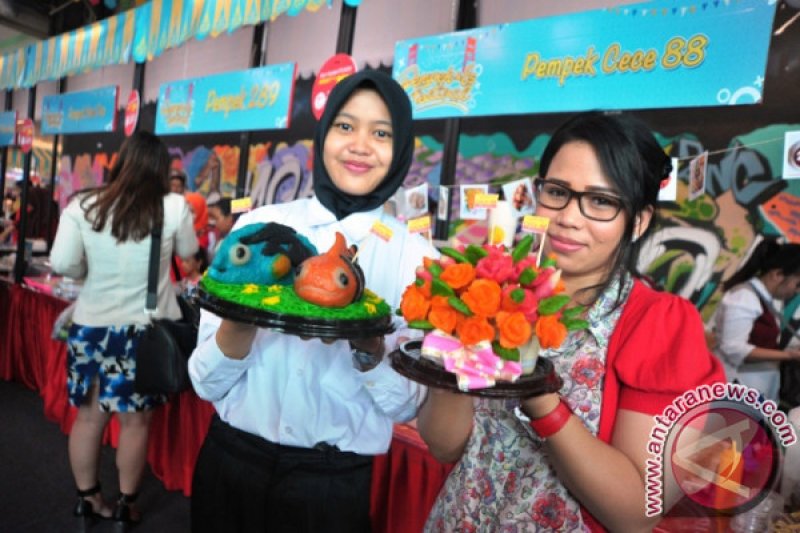 Festival pempek Palembang dan beragam menu unik