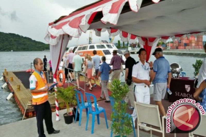 Kapal Pesiar ke Lembar Menurun 55 Persen