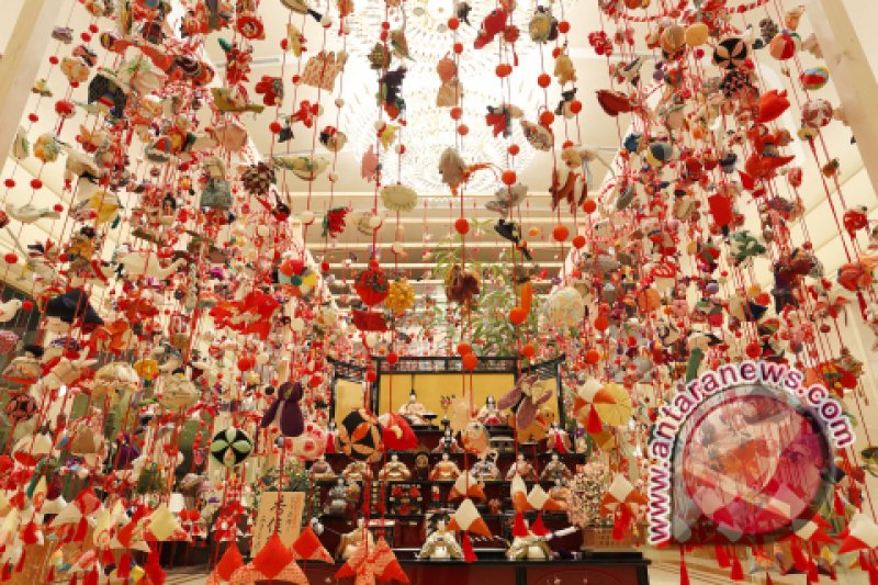 Keio Plaza Hotel Tokyo selenggarakan pameran Hina-matsuri (Festival Boneka Anak Perempuan)