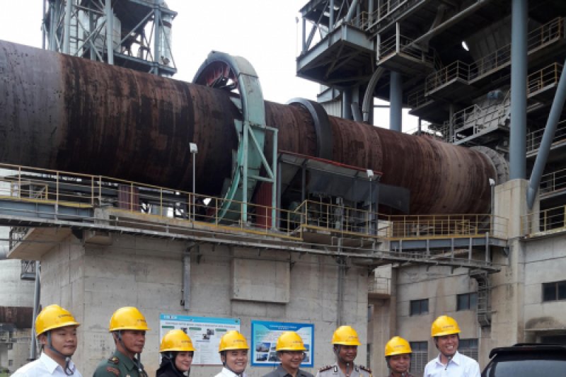 Coal mining around Conch factory increasingly widespread