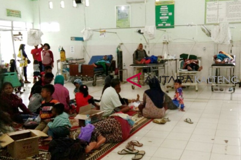 Keracunan makanan massal di Pulpis, siapa bertanggung jawab biaya pengobatan?