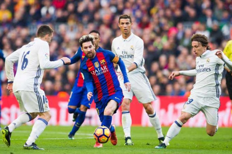 Nuansa panas, laga El Clasico berakhir imbang