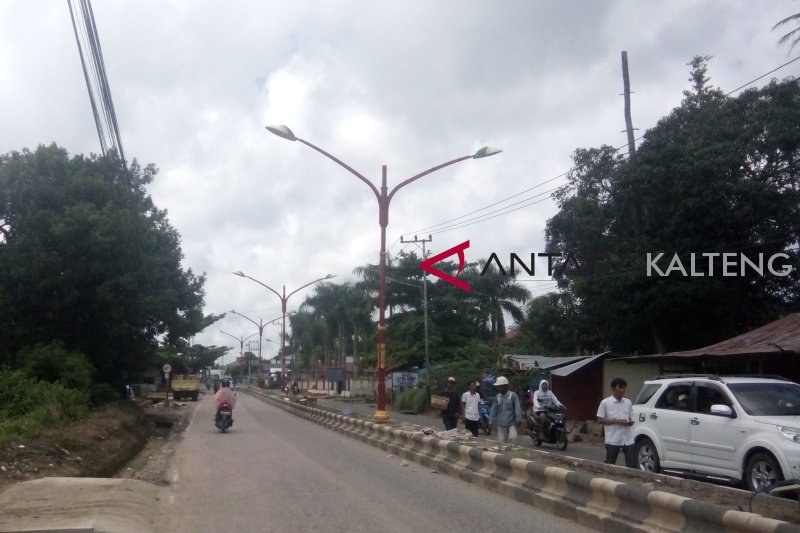 Pemasangan PJU hias diapresiasi Legislator Bartim