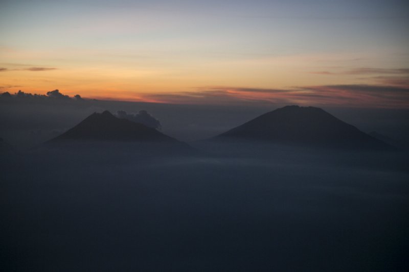 STATUS GUNUNG MERAPI